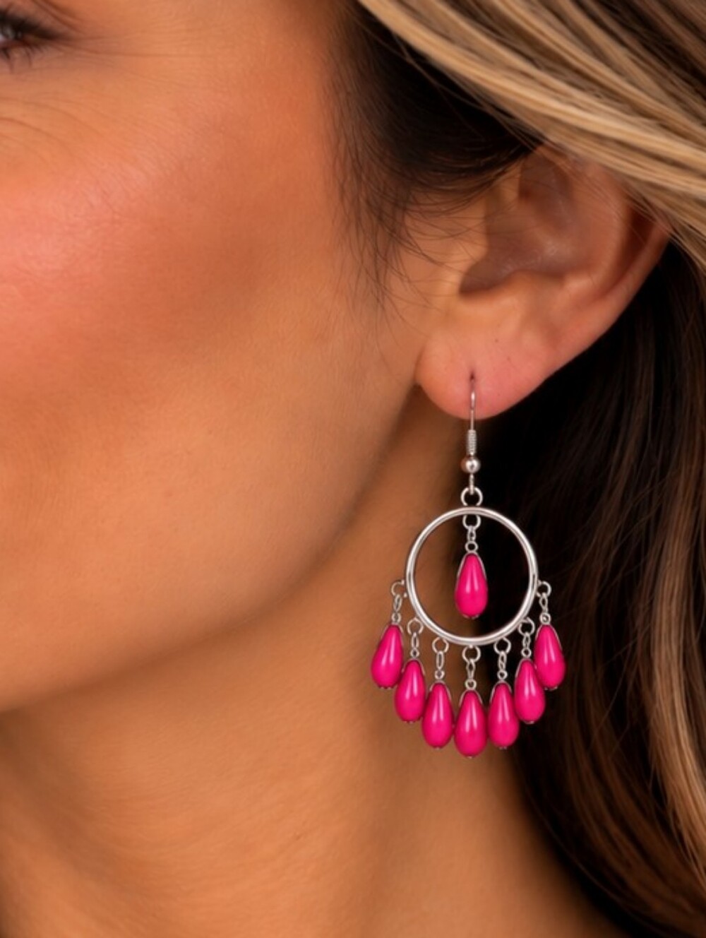 💎 NWT Paparazzi Hot Pink Teardrop Silver Tone Chandelier Dangle Earrings